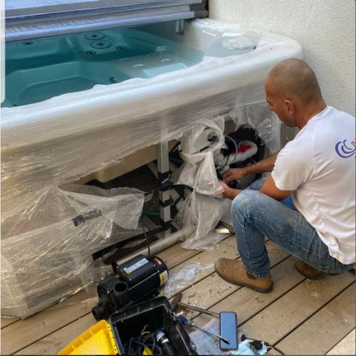 טכנאי דני ג'קוזי מתקן ג'קוזי חדש, שירות תיקון עם 050-5677008.